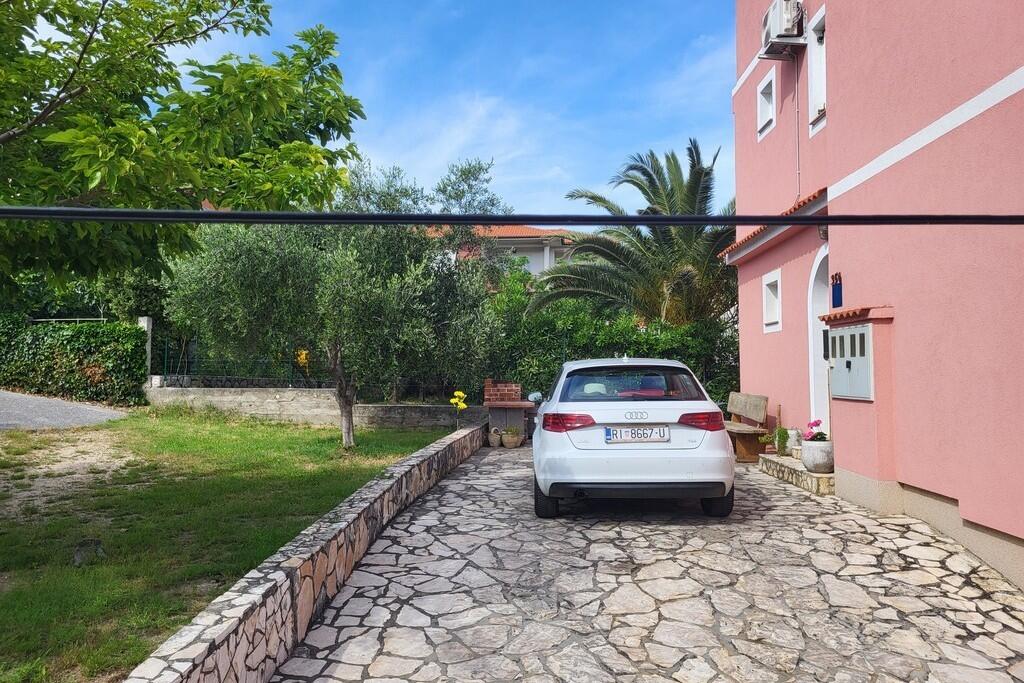 Egyszobás apartman Rab (A-25079-a)