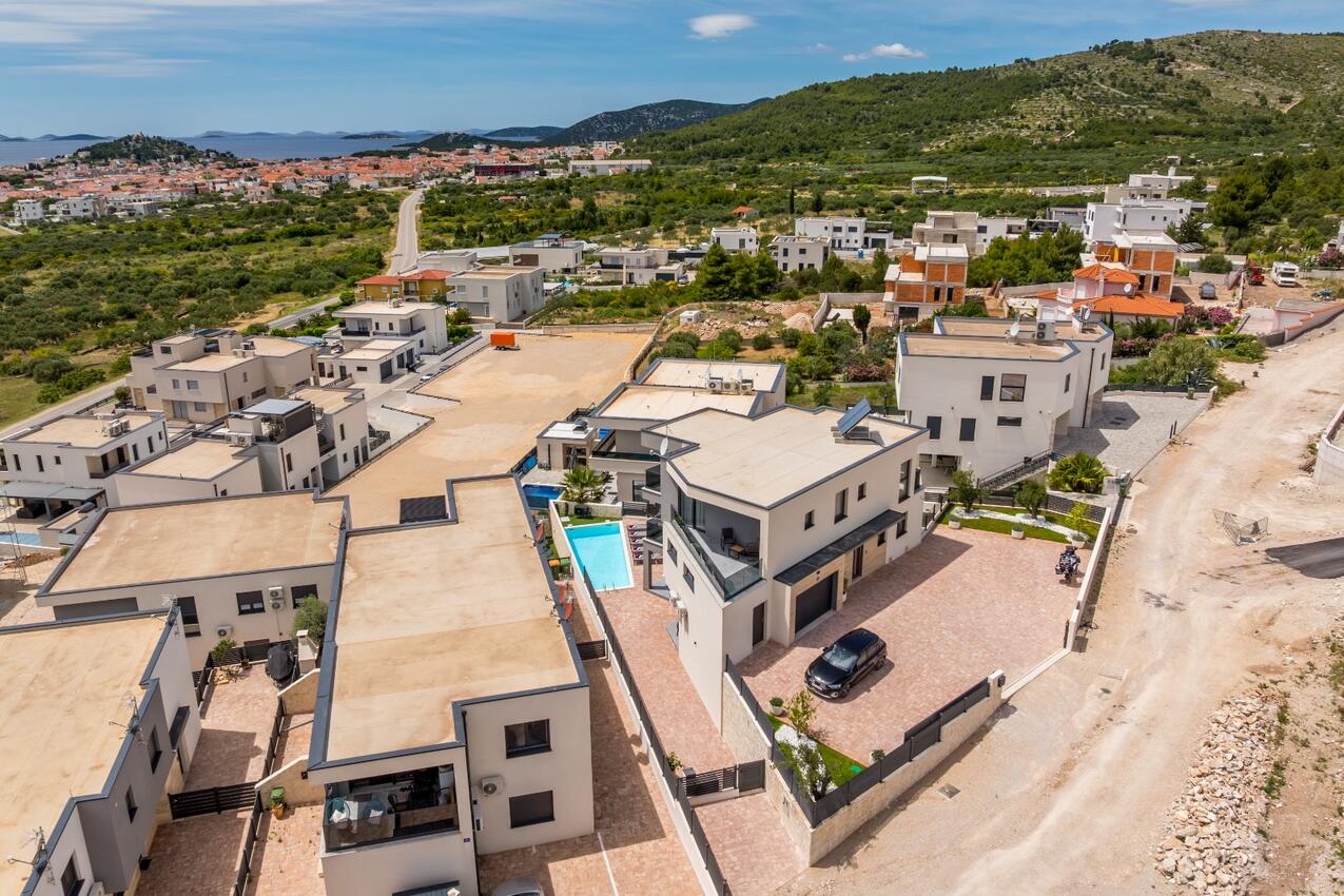 House with terrace Vodice, North Dalmatia