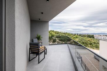 House with terrace Vodice, North Dalmatia