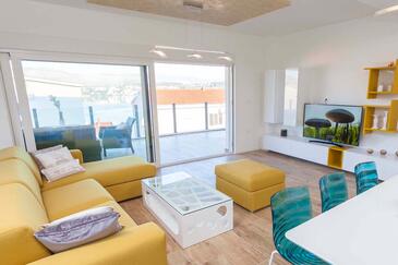 Apartmány s bazénom pre rodiny Rastići, Čiovo - 25089