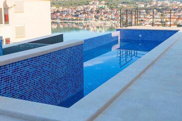 Apartmány s bazénom pre rodiny Rastići, Čiovo - 25089