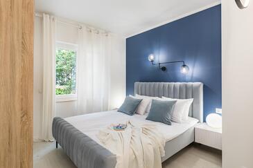 Leiligheter med basseng som passer for familier med barn Arbanija (Ciovo) - 25090