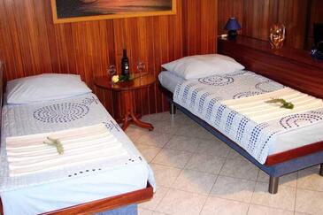 Apartmány pri mori Brela (Makarská - Makarska) - 25110