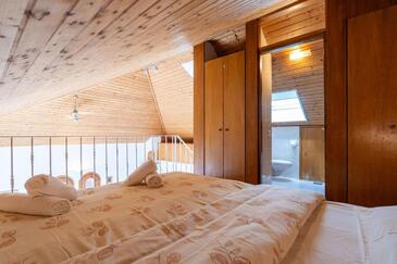 Apartment with terrace Dubrovnik, South Dalmatia