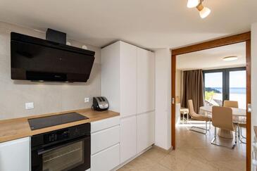 Apartment with terrace Dubrovnik, South Dalmatia