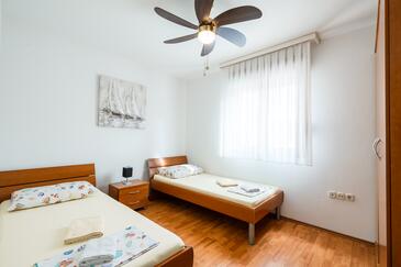 Feriehus ved sjøen Cove Gradina, Korcula - 25127