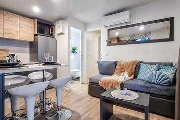 Ferienwohnungen mit Parkplatz Biograd na Moru, Biograd - 25131