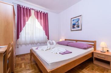 Apartmaji s parkingom Marina, Trogir - 25135