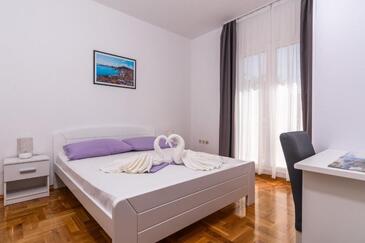 Apartmaji s parkingom Marina, Trogir - 25135