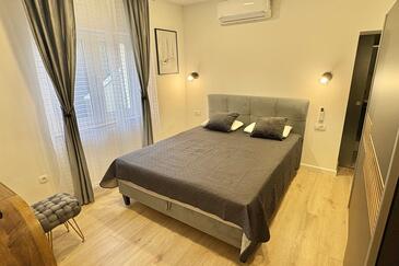 Apartmány s parkovištěm Kaštel Štafilić, Kaštela - 25136