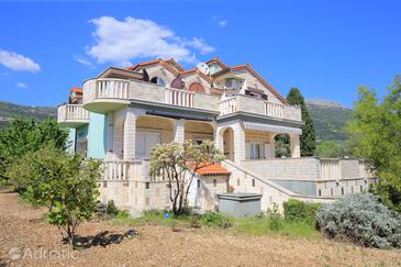 Ferienwohnungen mit Parkplatz Kastel Stari, Kastela - 25141 Adriatic.hr