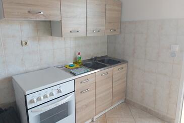 Apartmaji s parkingom Pirovac, Šibenik - 25146