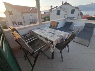 Двухкомнатные апартаменты Постира - Postira, Брач - Brač (A-25147-a(