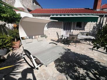 Апартаменты у моря Постира - Postira (Брач - Brač) - 25147