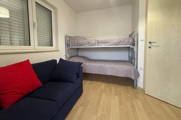 Апартаменти з паркуванням Водіце - Vodice - 25148