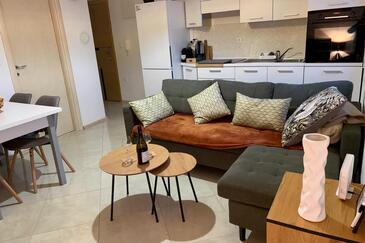 Апартаменти з паркуванням Водіце - Vodice - 25148