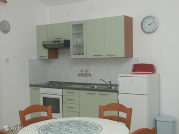 Apartmány s parkovištěm Loznati, Cres - 2515
