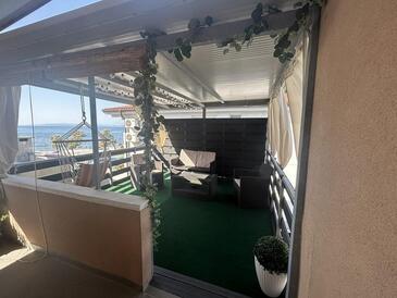 Apartmani s parkingom Vir - 25155