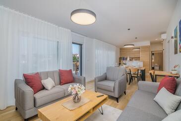 Апартаменти з паркуванням Малінска - Malinska, Крк - Krk - 25158