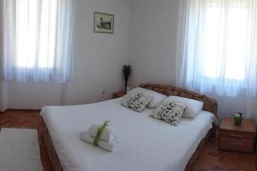 Apartamente cu piscină potrivite pentru familiile cu copii Seget Donji, Trogir - 25167