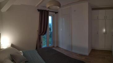 Apartamente cu piscină potrivite pentru familiile cu copii Seget Donji, Trogir - 25167