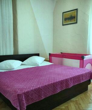 Lägenheter med pool lämpliga för familjer med barn Seget Donji, Trogir - 25167