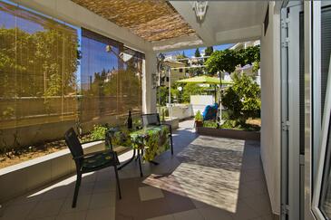 Apartamente cu parcare Hvar - 25169