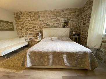 Sommerhus med parkering Kucice (Omis) - 25178