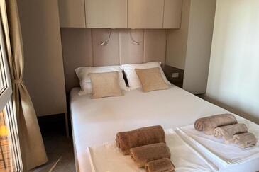 Apartment with terrace Biograd na Moru, North Dalmatia