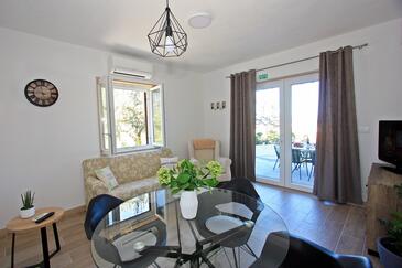 Apartmanok a tenger mellett Postira, Brac - 25183