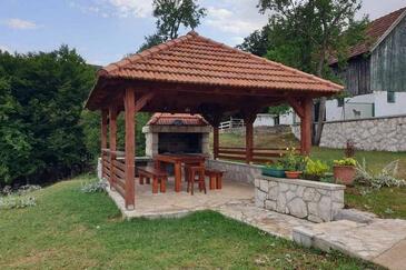Vakantiehuis met zwembad Otocac, Velebit - 25186 Adriatic.hr