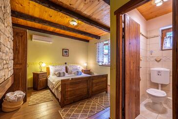 Дом у моря с бассейном Поседарье - Posedarje (Новиград - Novigrad) - 25193