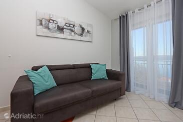 Apartamenty z parkingiem Dramalj, Crikvenica - 25195