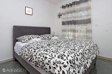 Apartamenty z parkingiem Dramalj, Crikvenica - 25195