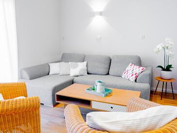 Lägenheter med parkering Banjol, Rab - 25199