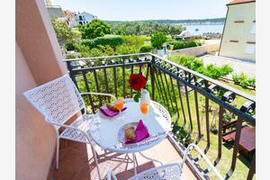 Tweekamerappartement Banjol, Rab (A-25199-c(