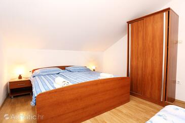 Ferienwohnungen mit Parkplatz Zuljana, Peljesac - 252