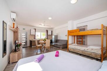 Apartamenty z parkingiem Zadar - 25204