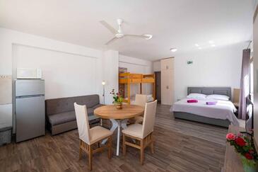 Apartamenty z parkingiem Zadar - 25204