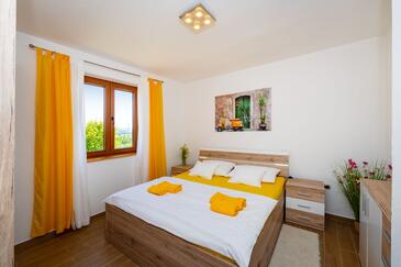 Family friendly house with a swimming pool Benkovac, Zagora - 25209