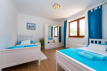 Family friendly house with a swimming pool Benkovac, Zagora - 25209