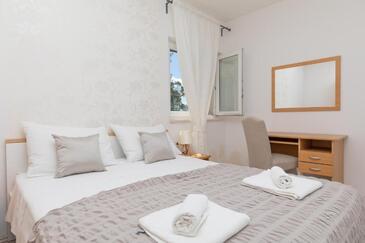 Appartementen aan zee met zwembad Medici, Omis - 25214