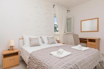 Appartementen aan zee met zwembad Medici, Omis - 25214