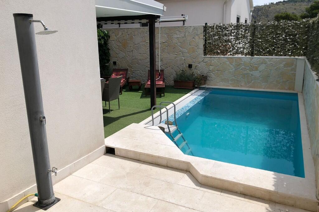 House with terrace Rogoznica, North Dalmatia