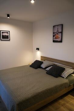 Apartmaji s parkingom Medulin - 25220