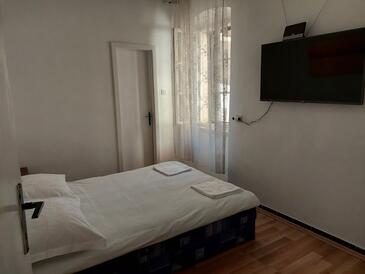 Apartmani s parkingom Komiža, Vis - 25233