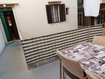 Apartmani s parkingom Komiža, Vis - 25233