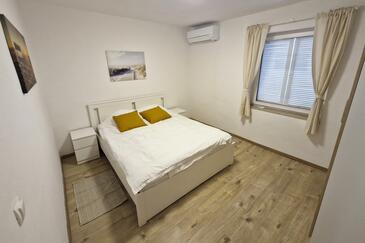 Lägenheter med parkering Risika (Krk) - 25237