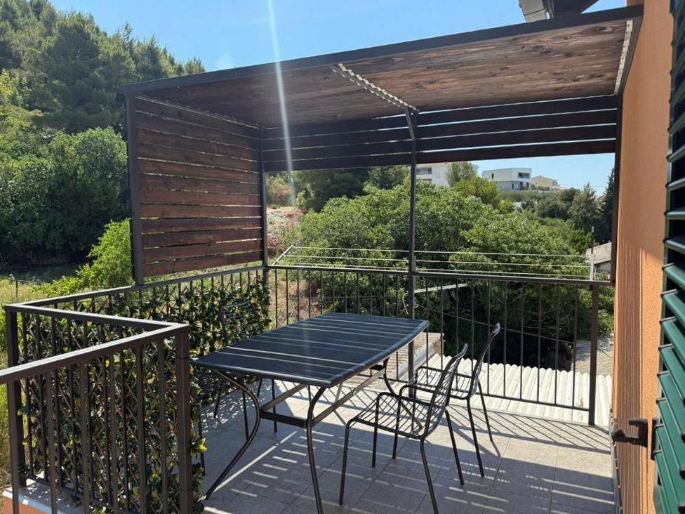 Háromszobás apartman Nemira (Omis) (A-25239-a)