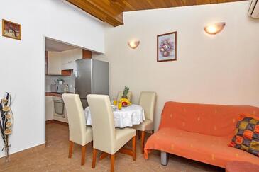 Appartement d'une chambre Makarska (A-25240-a)
